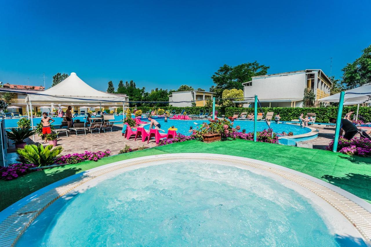 Blu Marlin Natural Aparthotel 2*