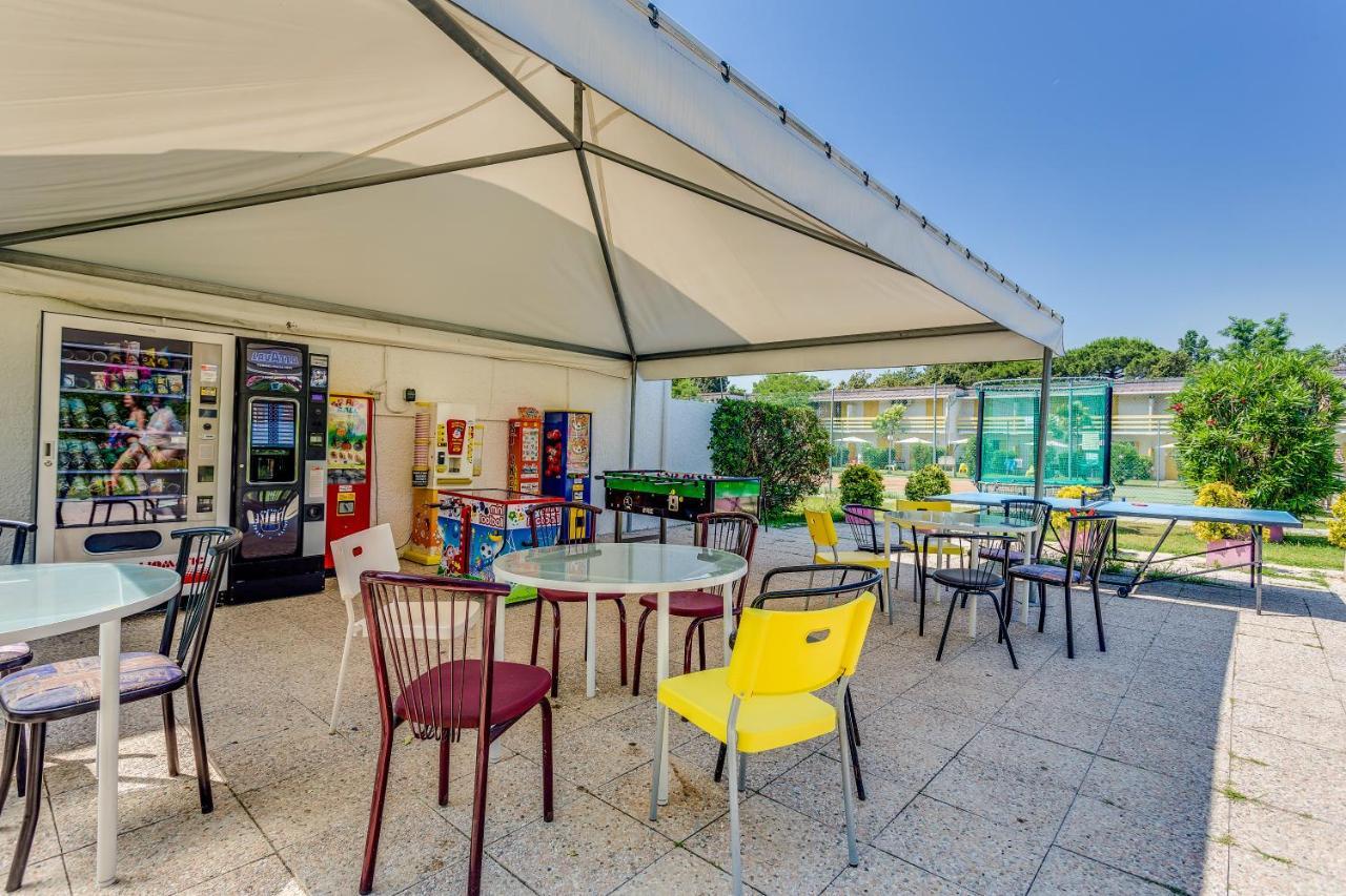 Aparthotel Blu Marlin A Schiera Lido Adriano