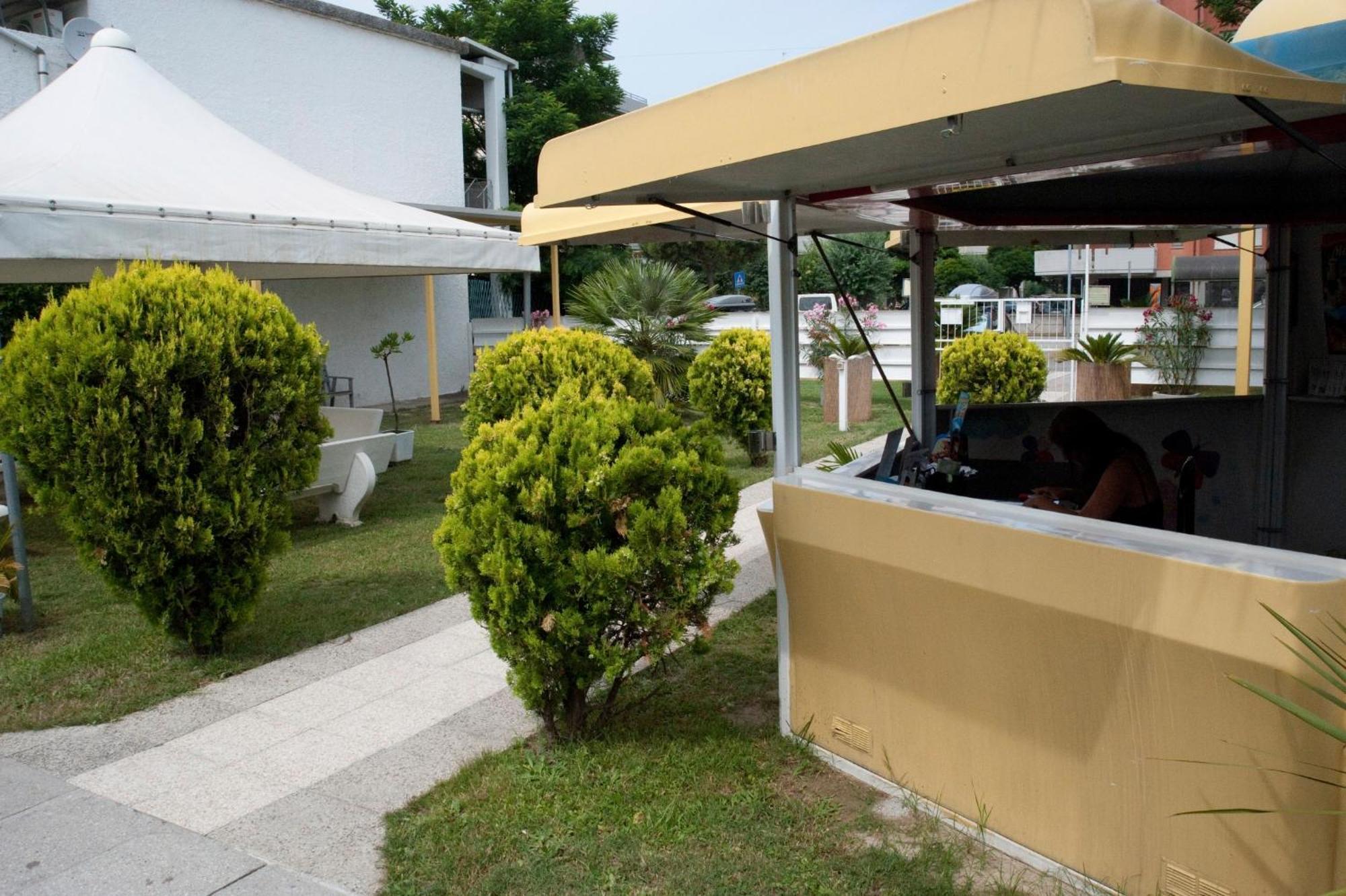 Blu Marlin A Schiera 2* Lido Adriano